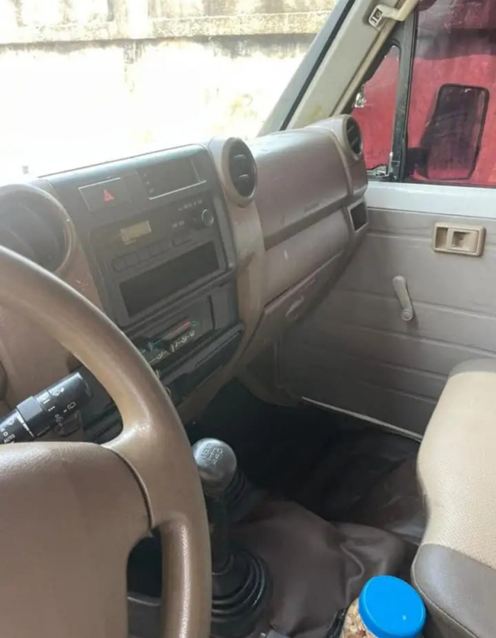 PICK-UP TOYOTA LAND CRUISER, Voitures, Conakry