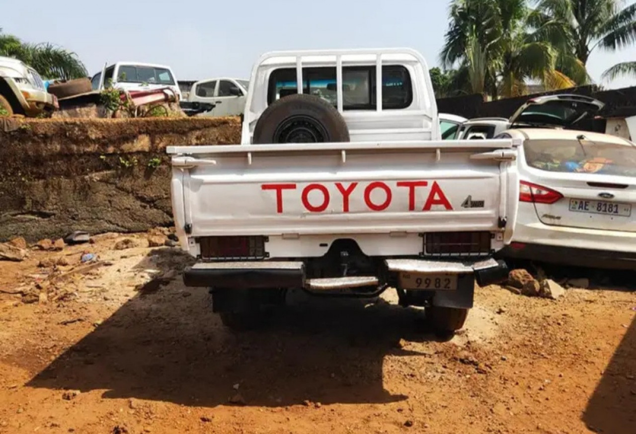 TOYOTA PICK-UP 1 CABINE, Voitures, Conakry