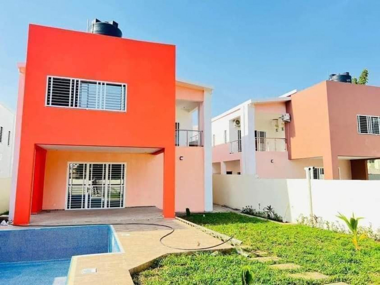 DUPLEX MEUBLÉ À VENDRE À NONGO, Autres Immobiliers, Conakry