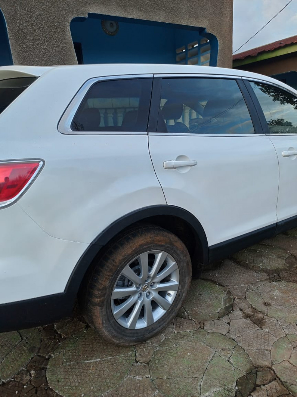 MAZDA CX-9, Voitures, Conakry