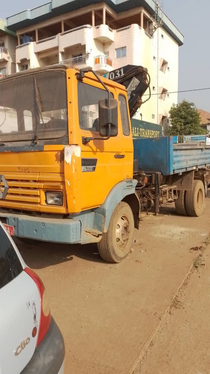 RENAULT CAMION OCCASION GUINEEN, Camions - Autobus, Conakry