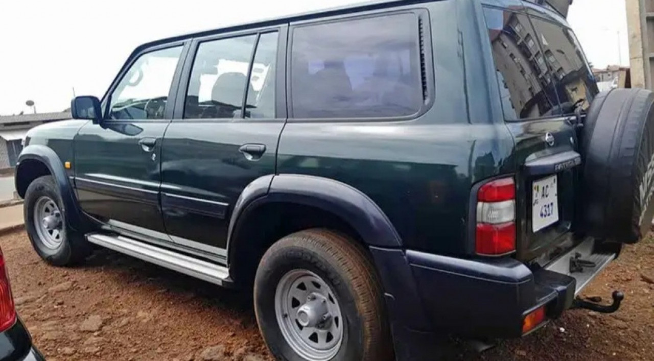 NISSAN PATROL, Voitures, Conakry