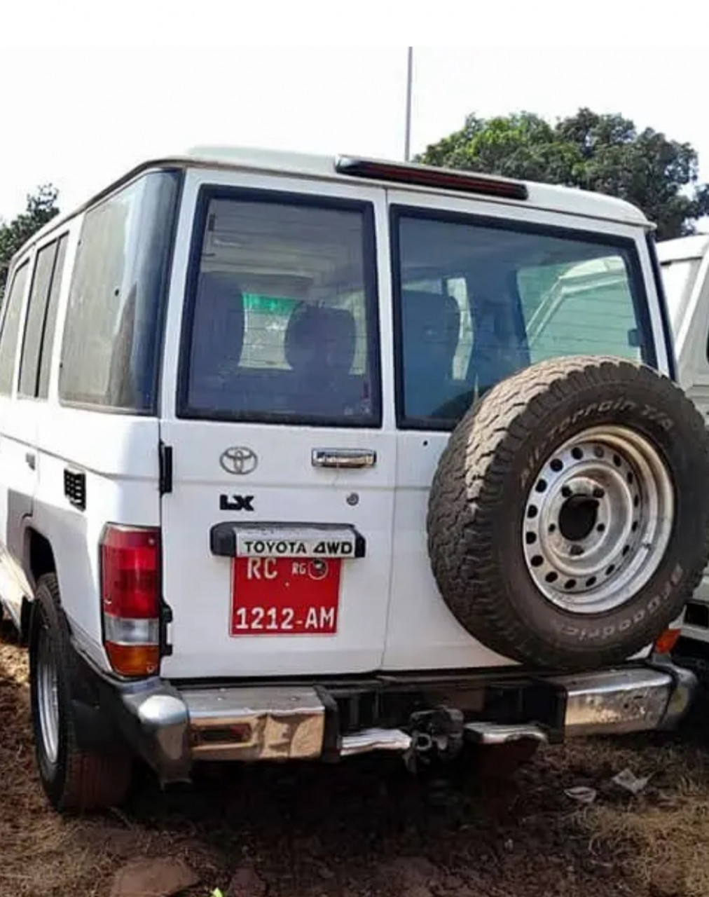 TOYOTA LAND CRUISER, Voitures, Conakry