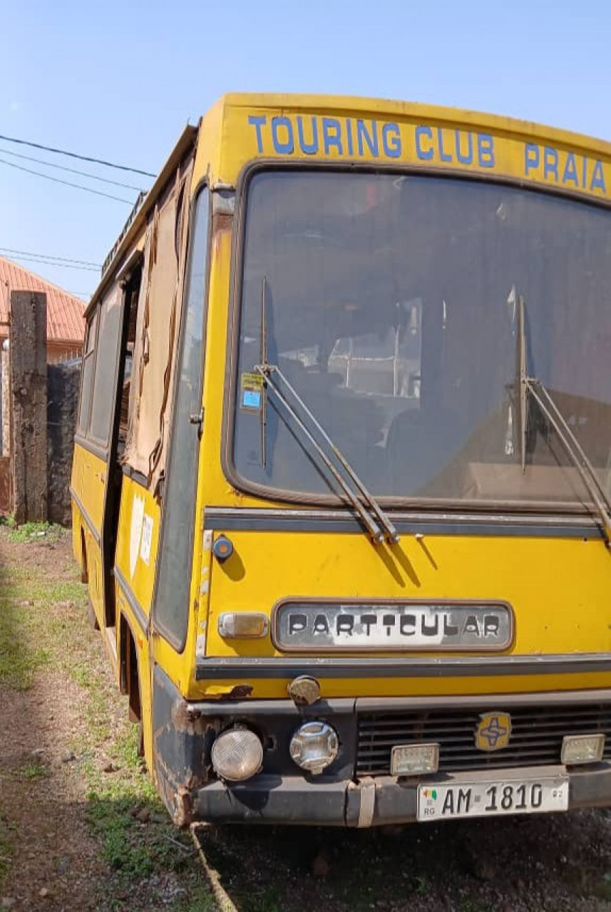 CARE BUS MINIBUS, Camions - Autobus, Conakry