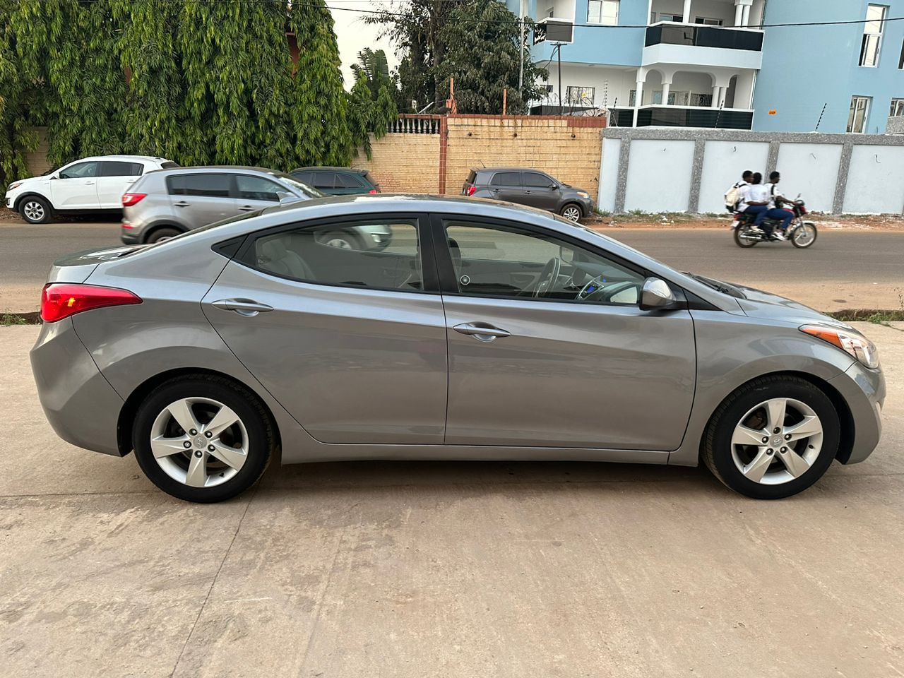 Hyundai elantra, Voitures, Conakry