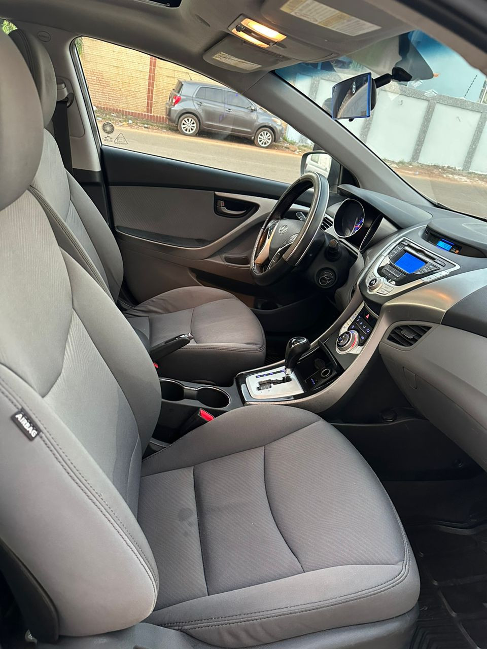 Hyundai elantra, Voitures, Conakry