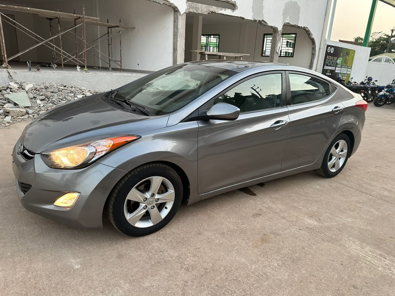 Hyundai elantra, Voitures, Conakry