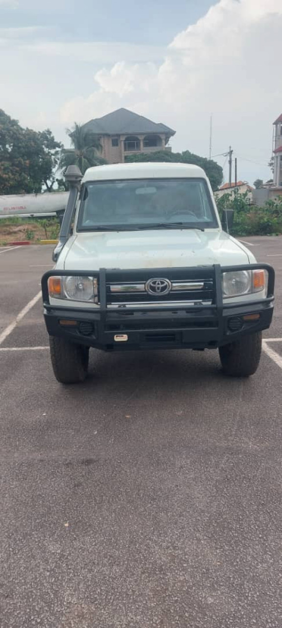 Toyota landcruser, Voitures, Conakry