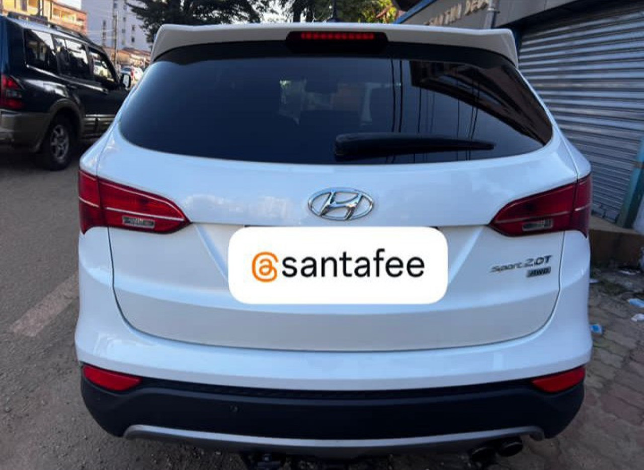 HYUNDAI SANTA FE 2013 AUTOMATIQUE, Voitures, Conakry