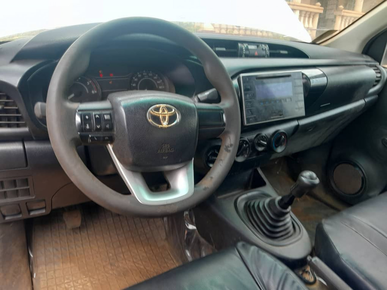 TOYOTA HILUX, Voitures, Conakry