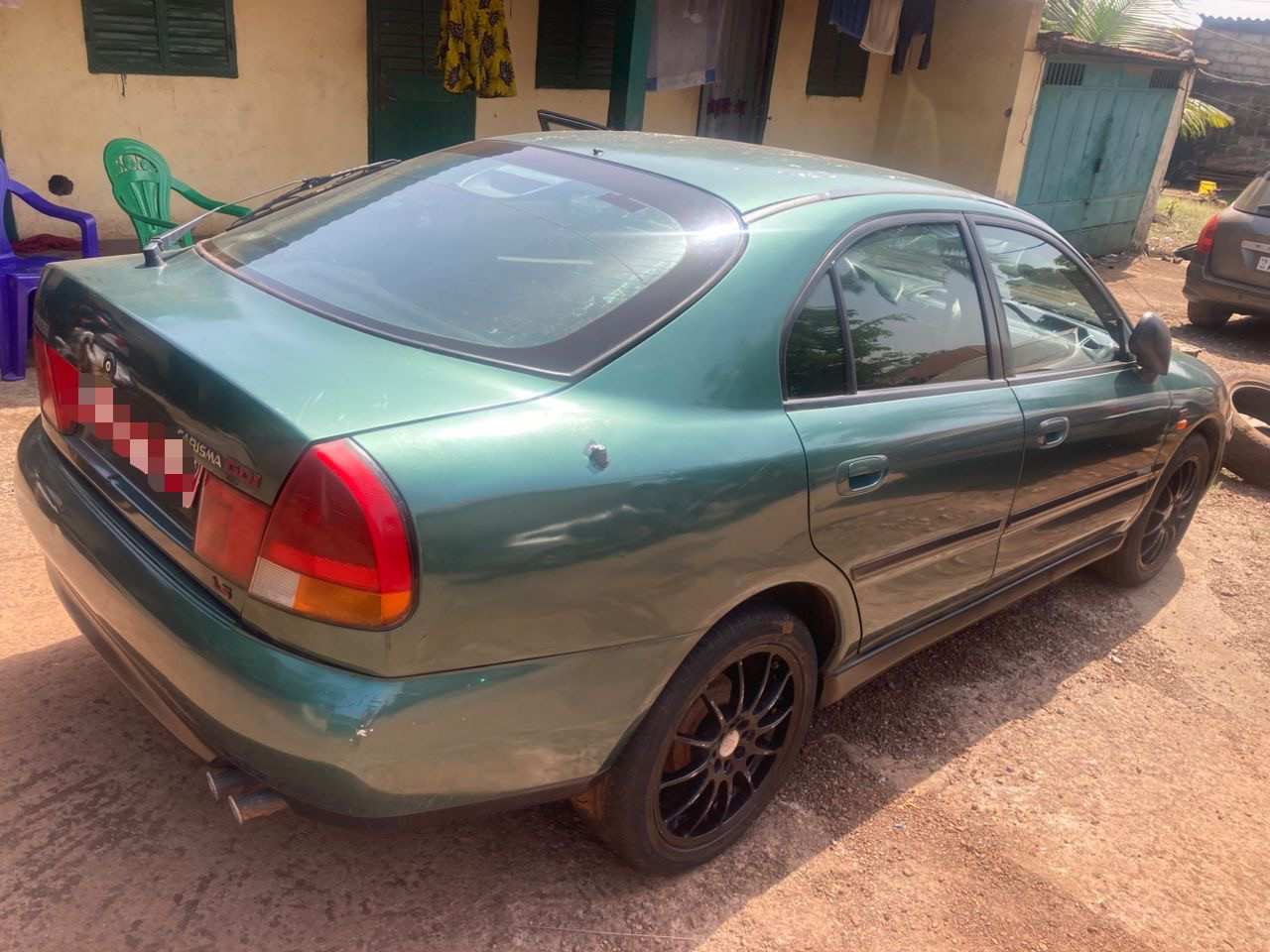 MITSUBISHI CARISMA ESSENCE AUTOMATIQUE CLIMATISÉE, Voitures, Conakry