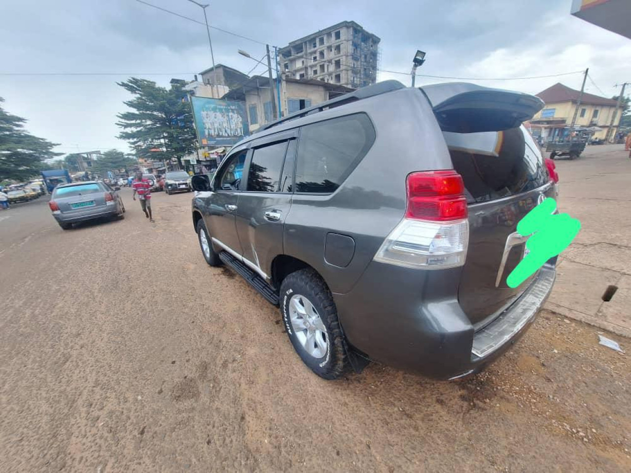 TOYOTA PRADO, Voitures, Conakry