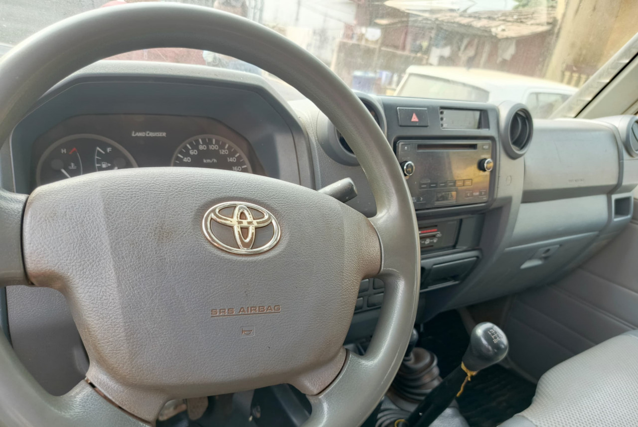 TOYOTA HARDTOP DEUX CABINES, Voitures, Conakry