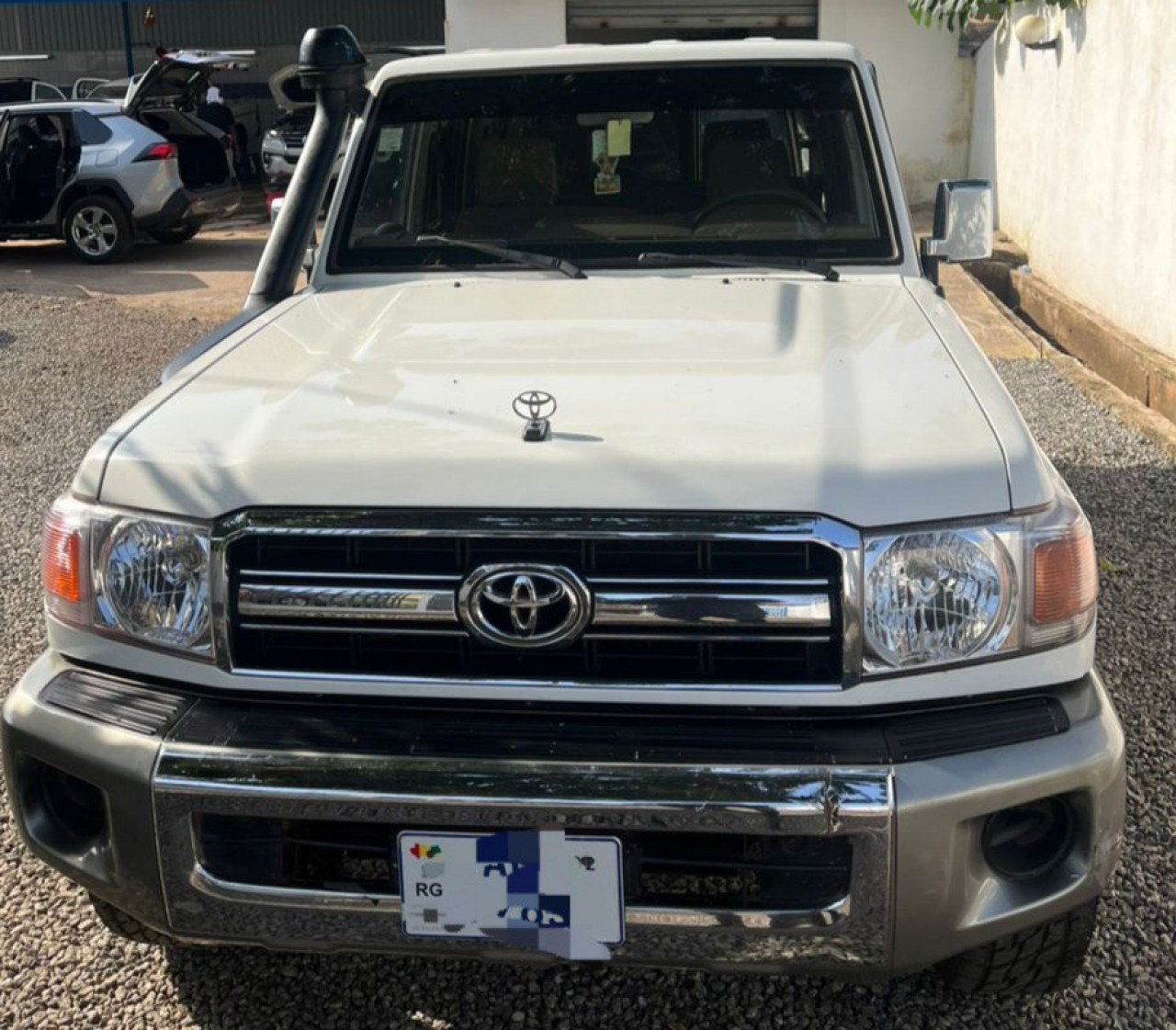 TOYOTA LAND CRUISER, Voitures, Conakry