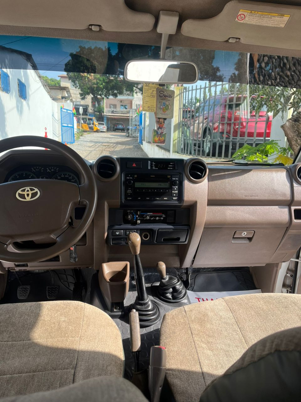 TOYOTA LAND CRUISER, Voitures, Conakry