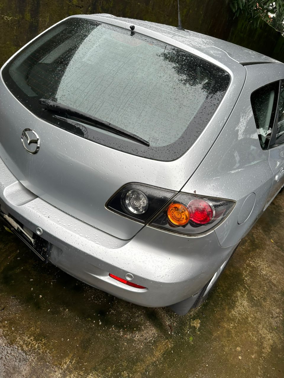 MAZDA 3 AUTOMATIQUE ESSENCES, Voitures, Conakry