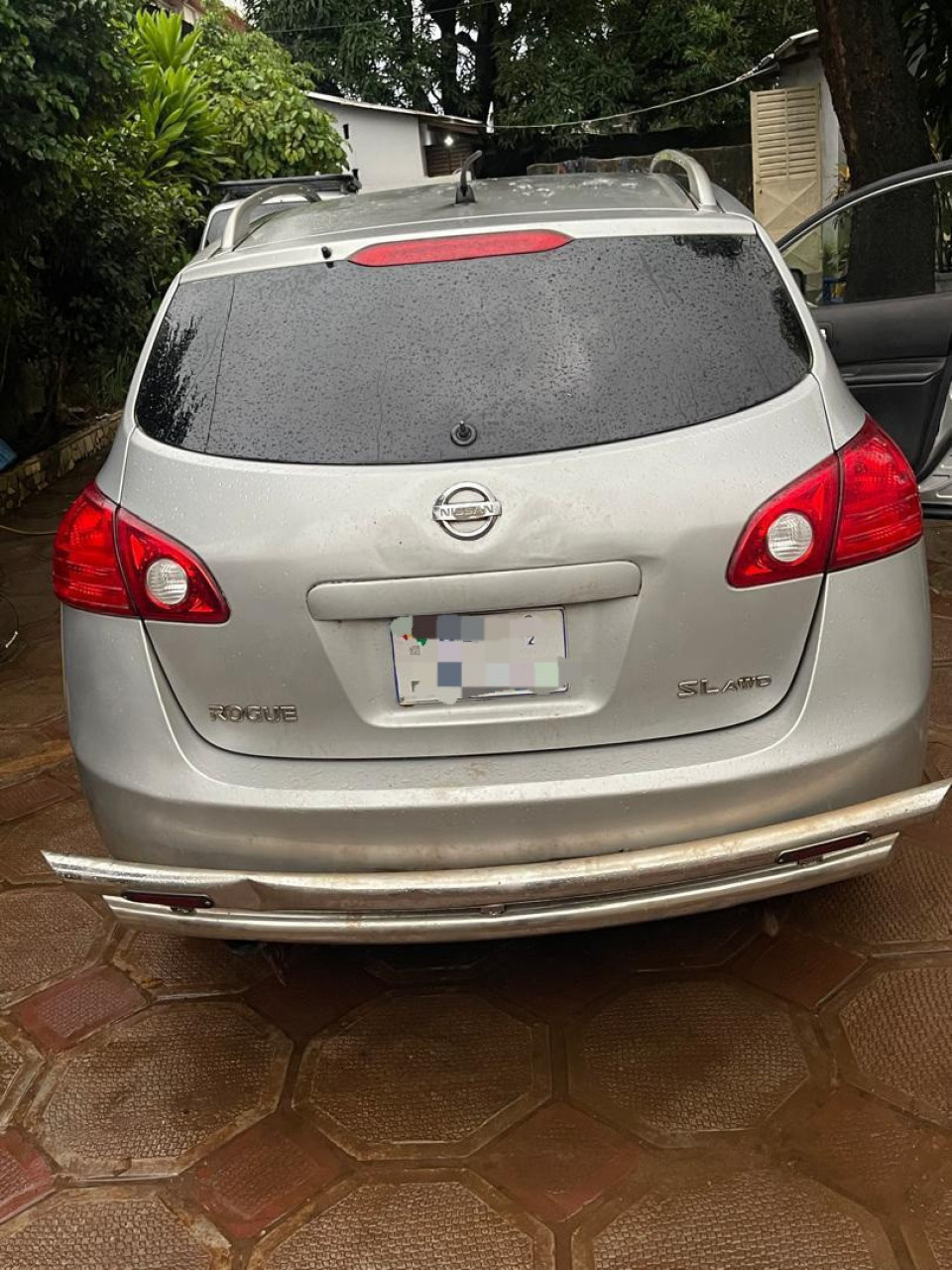 NISSAN ROGUE, Voitures, Conakry