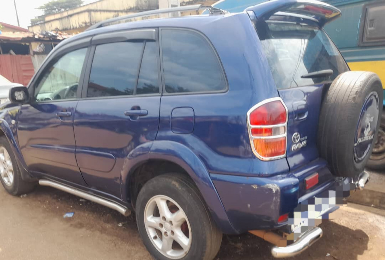 TOYOTA RAV4, Voitures, Conakry