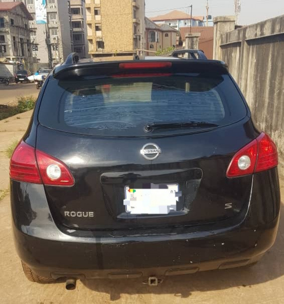 NISSAN ROGUE, Voitures, Conakry