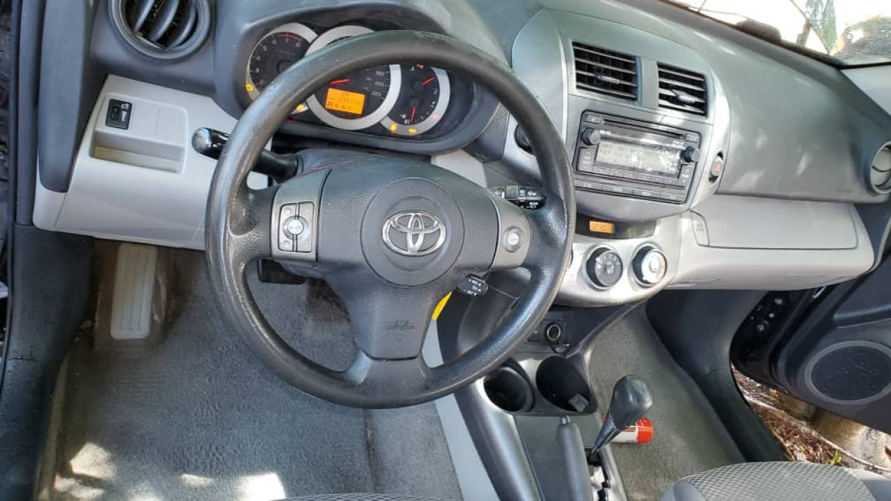 TOYOTA RAV4 SAYON CAMARA AUTOMATIQUE, Voitures, Conakry