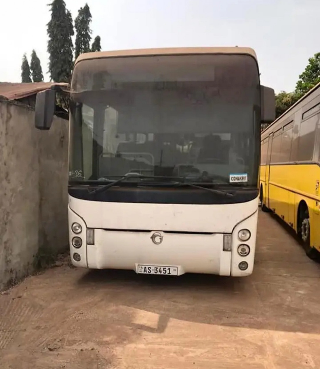 BUS IRISBUS ARES 70 PLACES, Camions - Autobus, Conakry