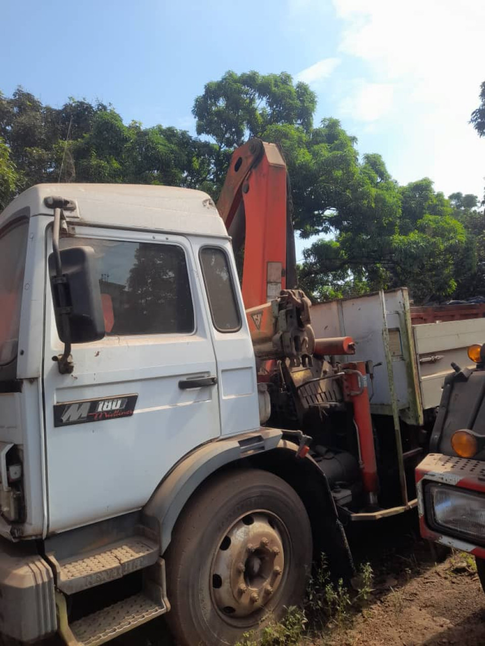 RENAULT GRUE RIDELLES SORTIE PORT, Camions - Autobus, Conakry