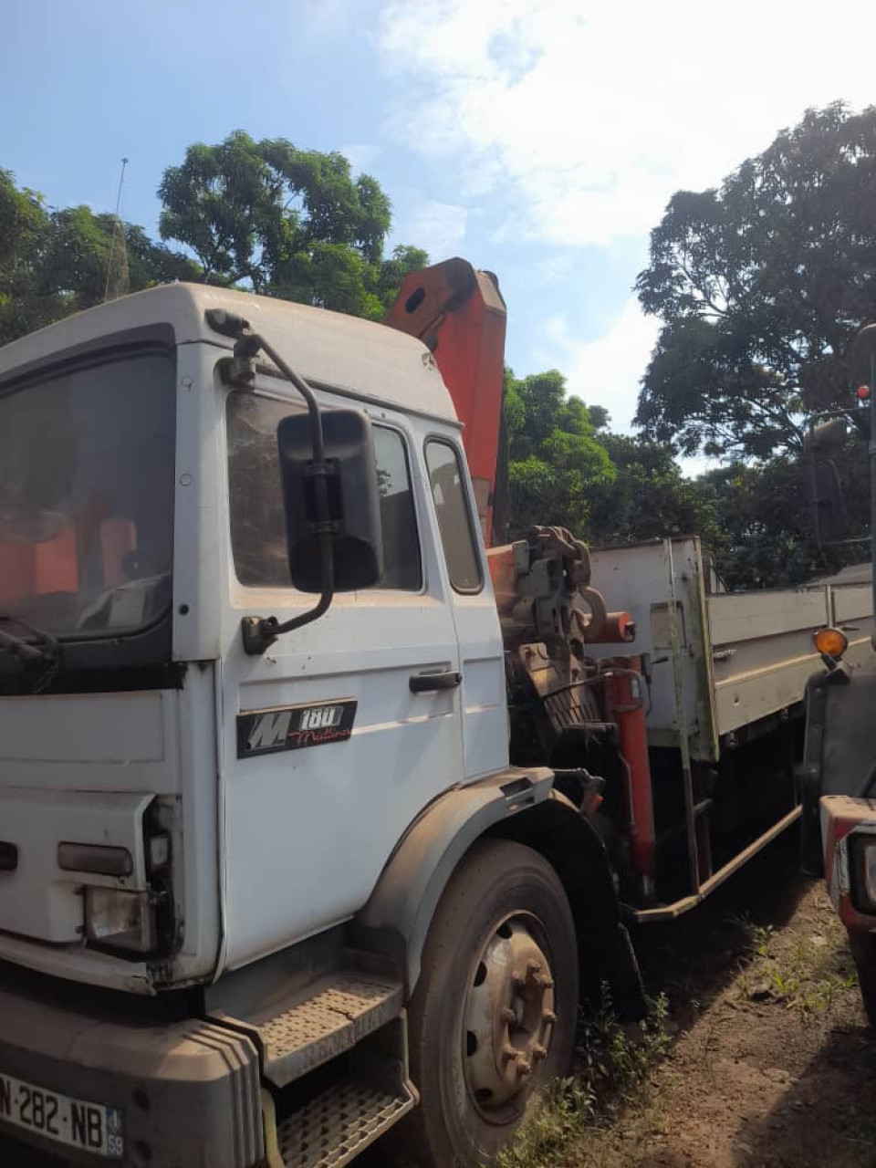 RENAULT GRUE RIDELLES SORTIE PORT, Camions - Autobus, Conakry