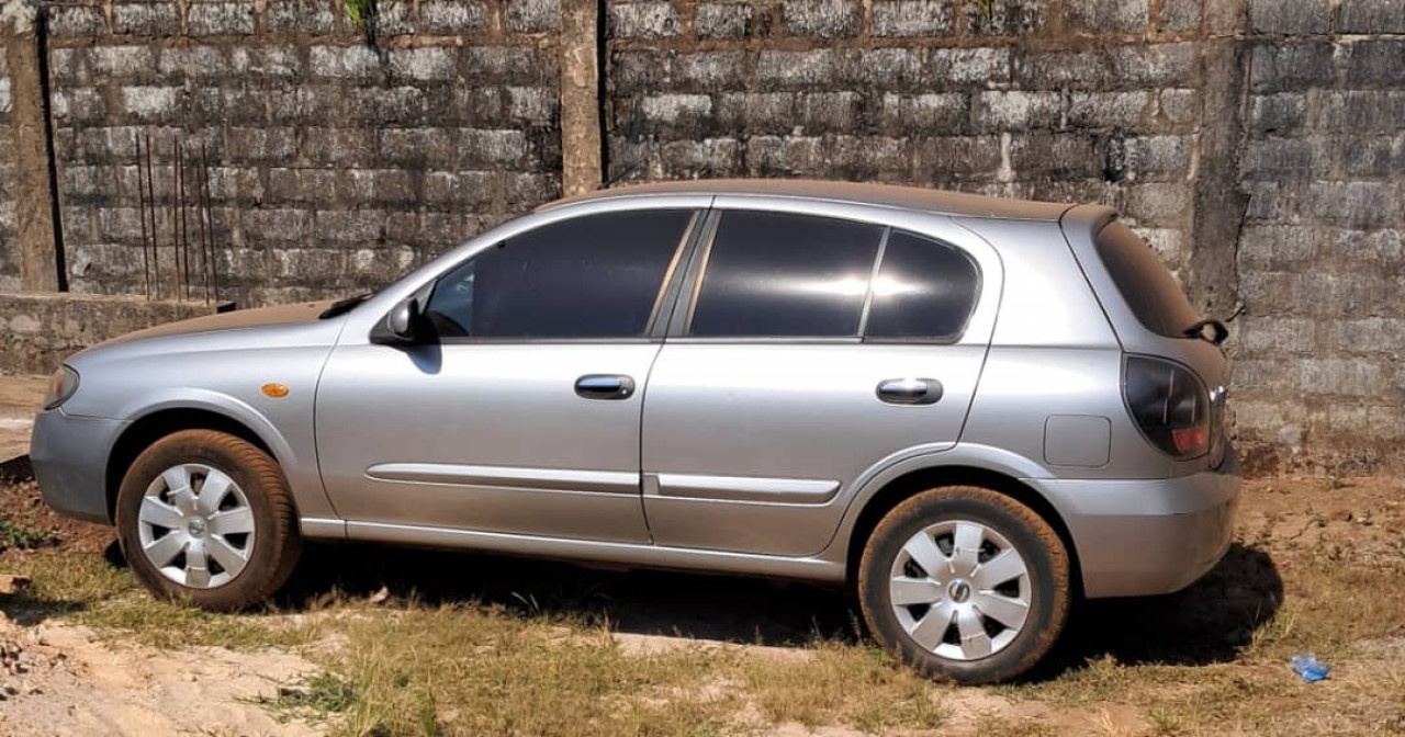 NISSAN ALMERA SORTIE PORT, Voitures, Conakry