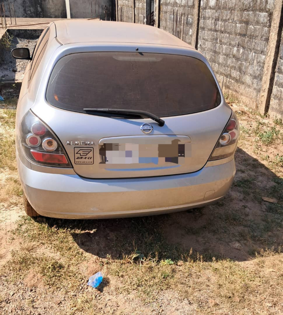 NISSAN ALMERA SORTIE PORT, Voitures, Conakry