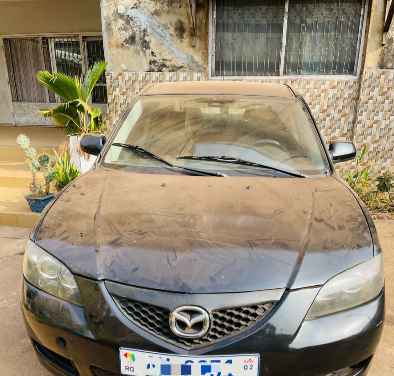 MAZDA 3 ESSENCES CLIMATISÉE, Voitures, Conakry