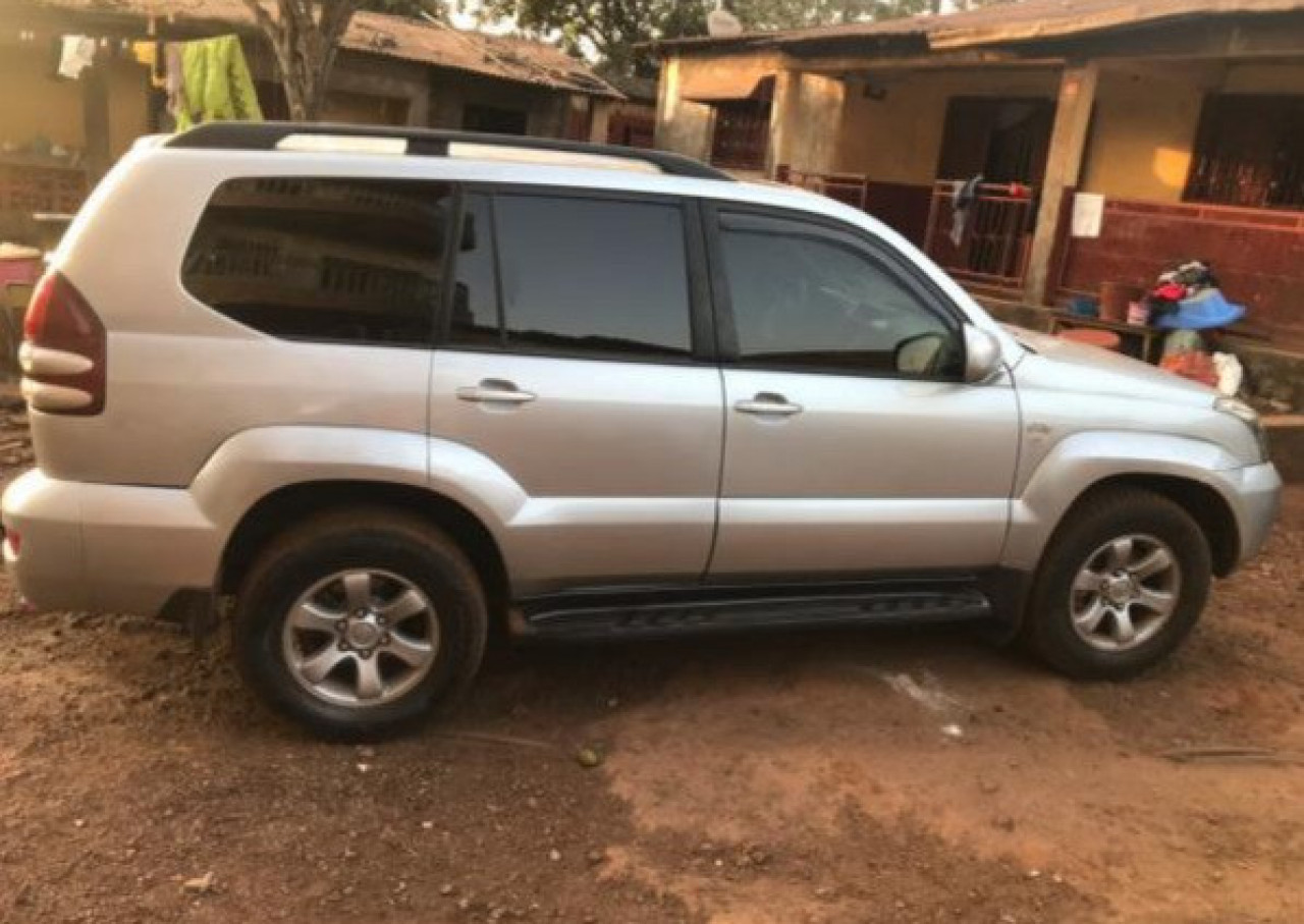 TOYOTA PRADO LAND CRUISER CNDD, Voitures, Conakry