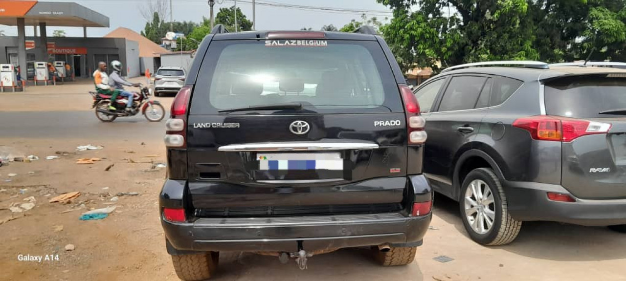 TOYOTA PRADO, Voitures, Conakry