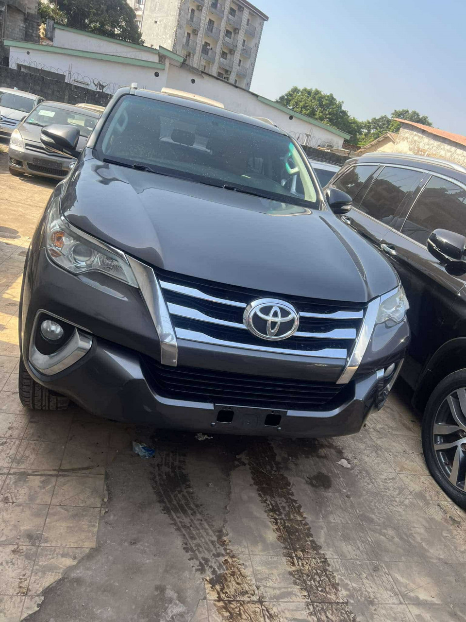 TOYOTA FORTUNER 2017, Voitures, Conakry