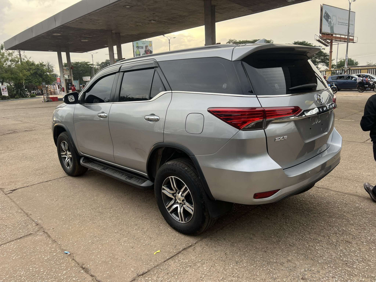 TOYOTA FORTUNER 2027, Voitures, Conakry