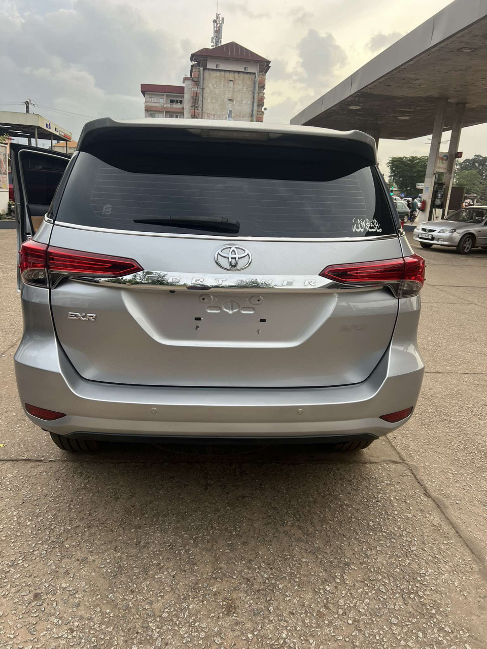 TOYOTA FORTUNER 2027, Voitures, Conakry