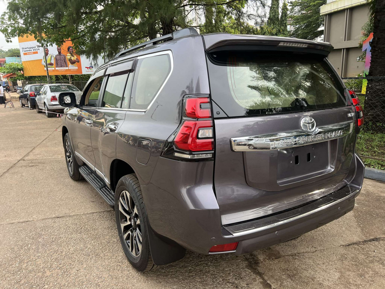 TOYOTA fortuner 2017, Voitures, Conakry