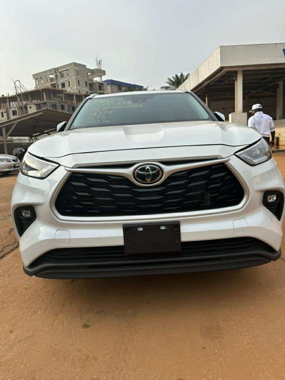 TOYOTA HIGHLANDER, Voitures, Conakry