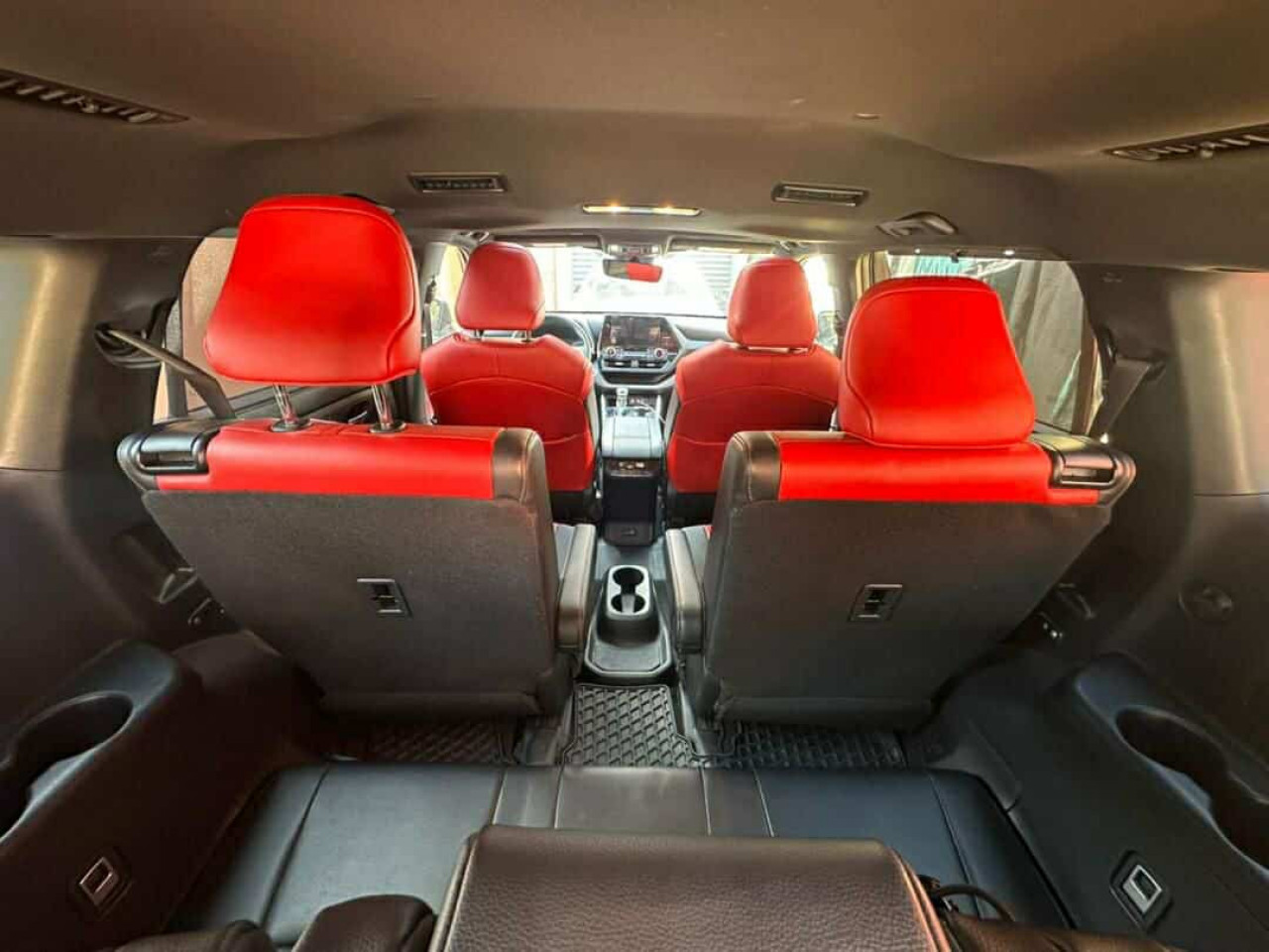 TOYOTA HIGHLANDER 2024 AUTOMATIQUE, Voitures, Conakry