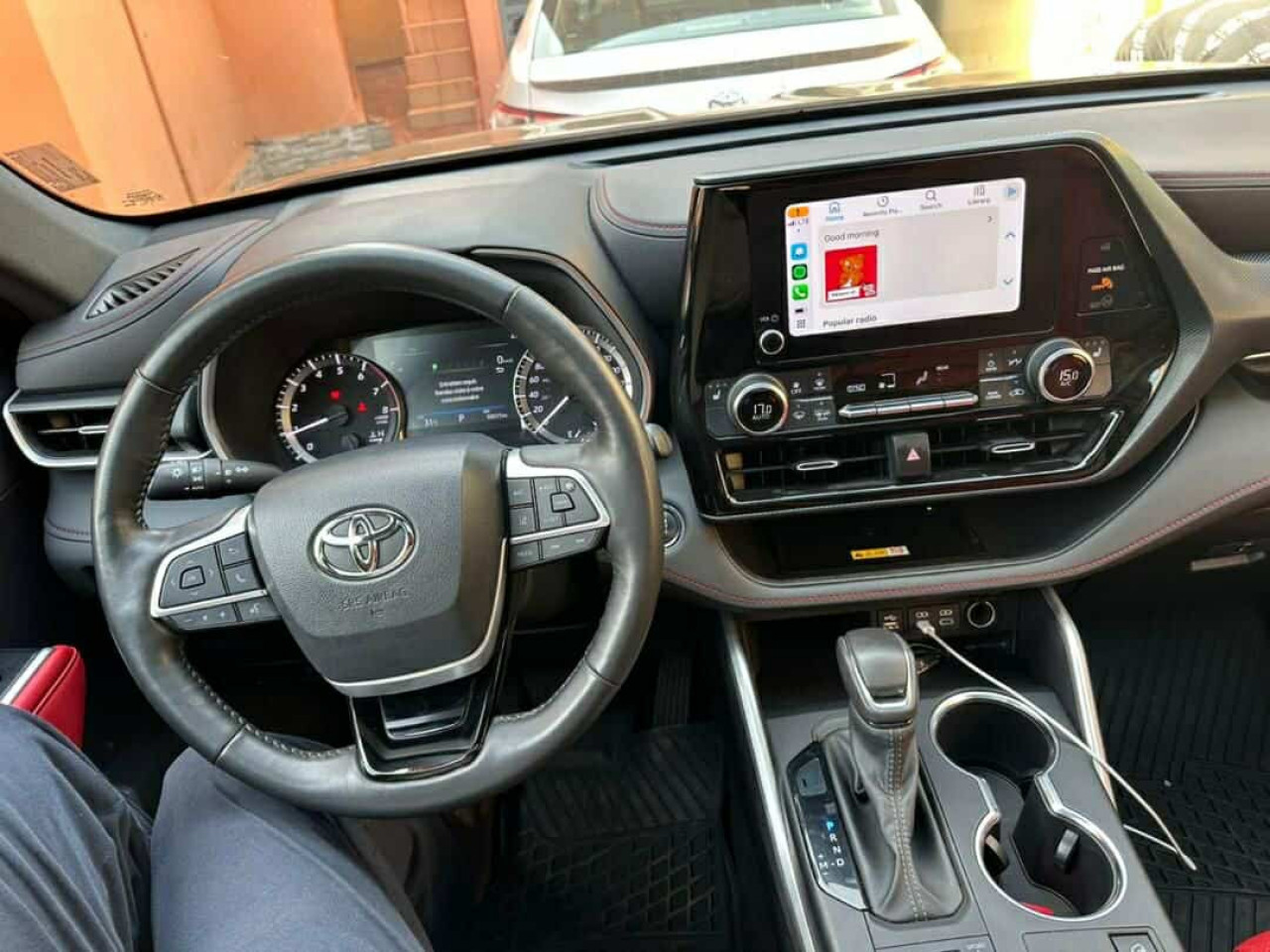 TOYOTA HIGHLANDER 2024 AUTOMATIQUE, Voitures, Conakry