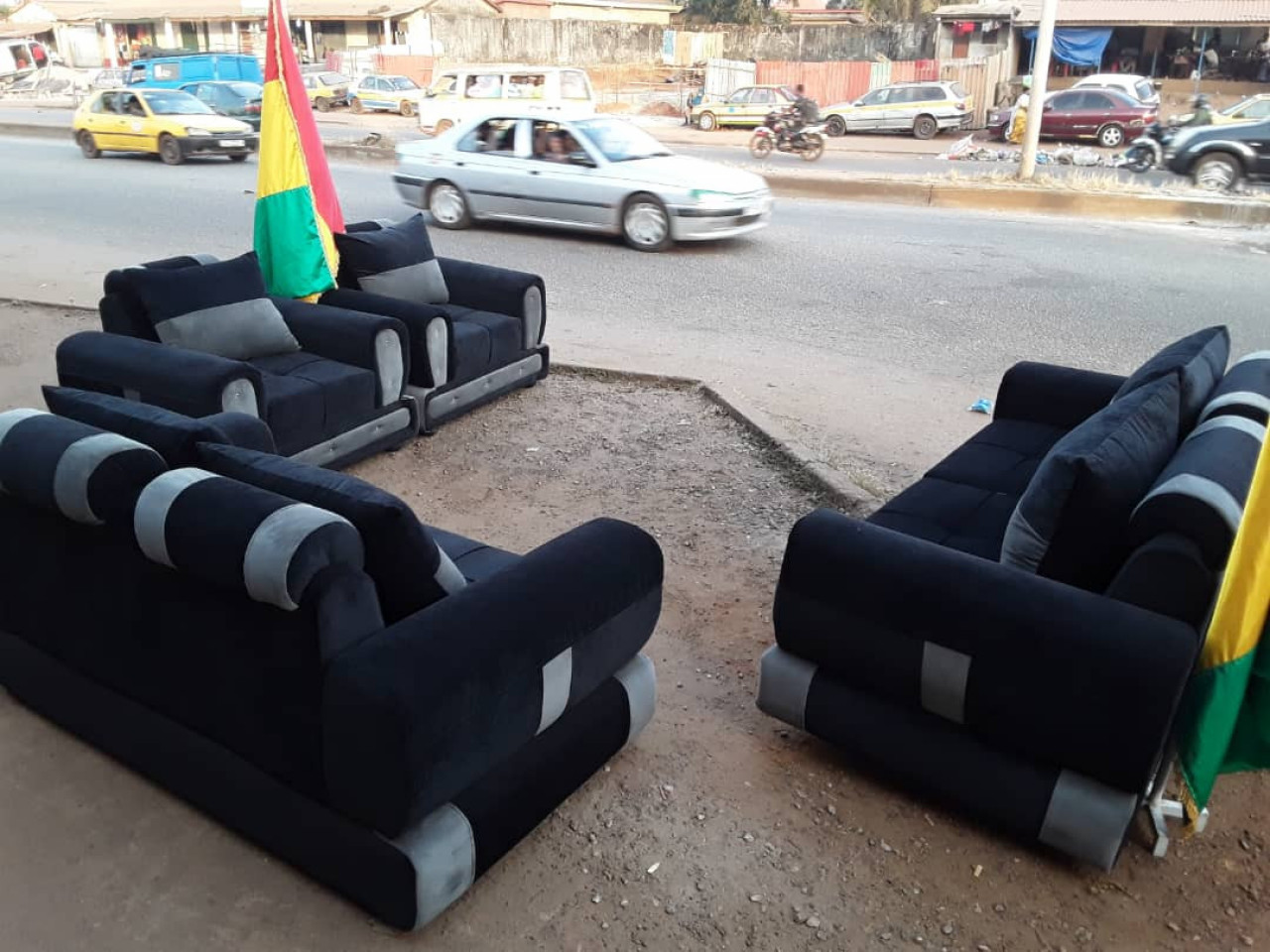 Fauteuil complet, Lits - Fauteuils, Conakry