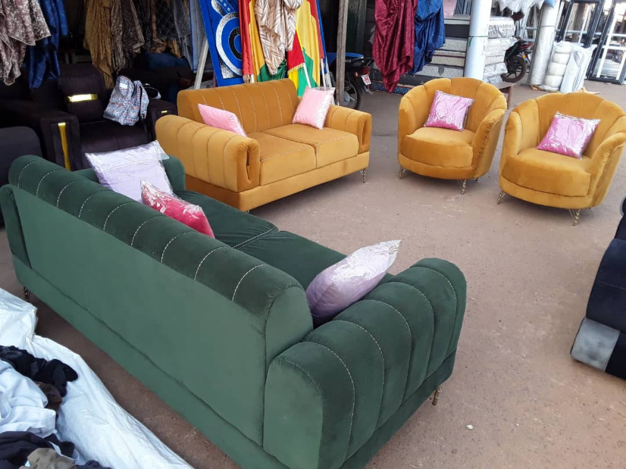 Fauteuil complet, Lits - Fauteuils, Conakry