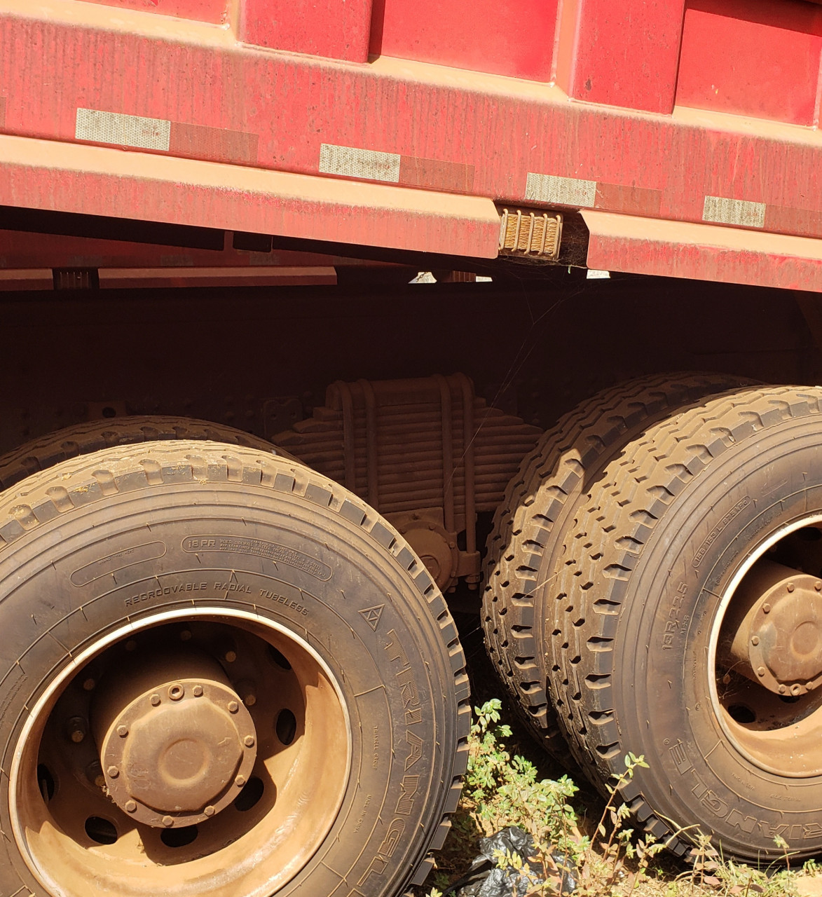 CAMION SHACMAN SORTIE D'USINE, Camions - Autobus, Conakry