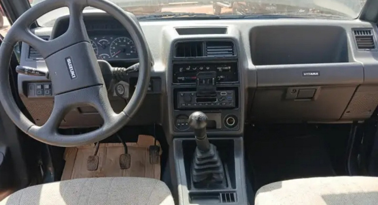 SUZUKI VITARA, Voitures, Conakry