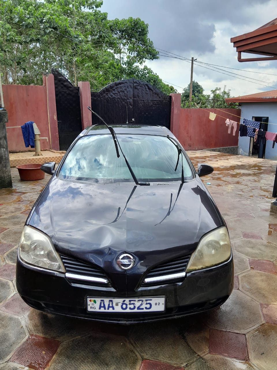 Nissan primera familiale, Voitures, Conakry