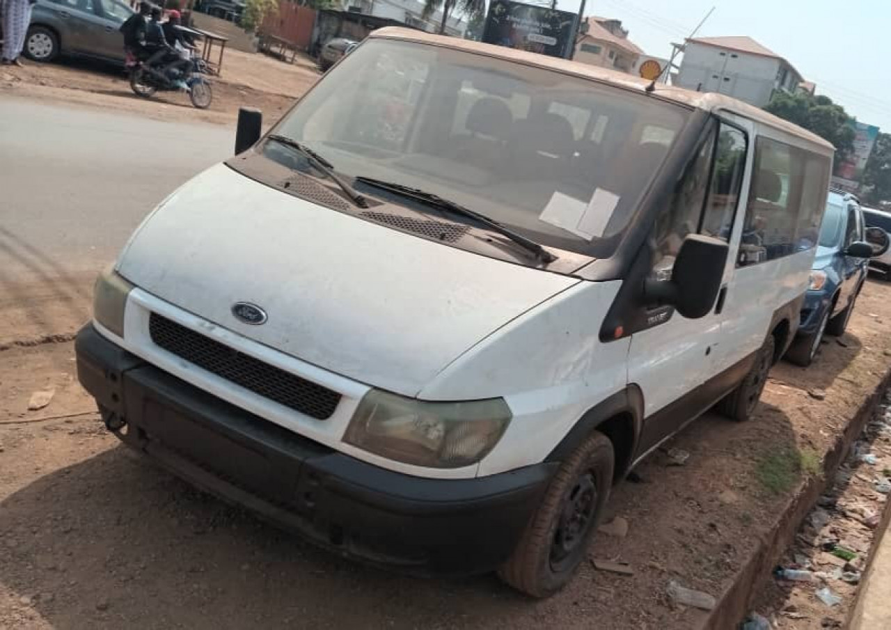 FORD TRANSIT, Voitures, Conakry