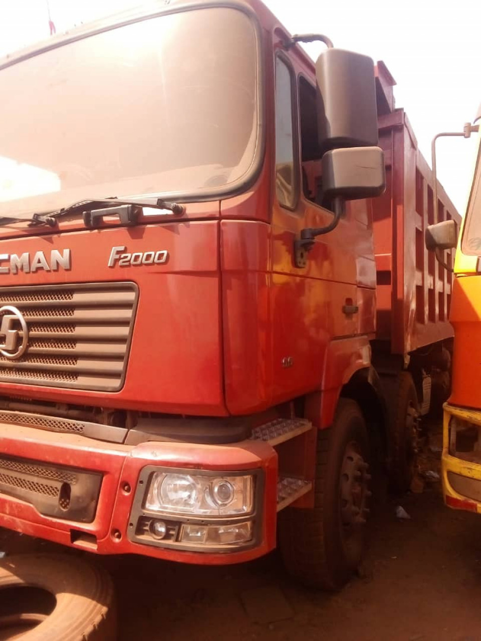 SHACMAN 12 ROUES, Camions - Autobus, Conakry