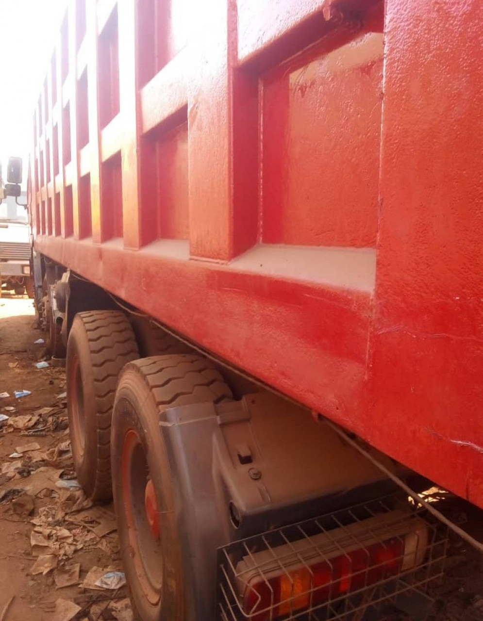 SHACMAN 12 ROUES, Camions - Autobus, Conakry