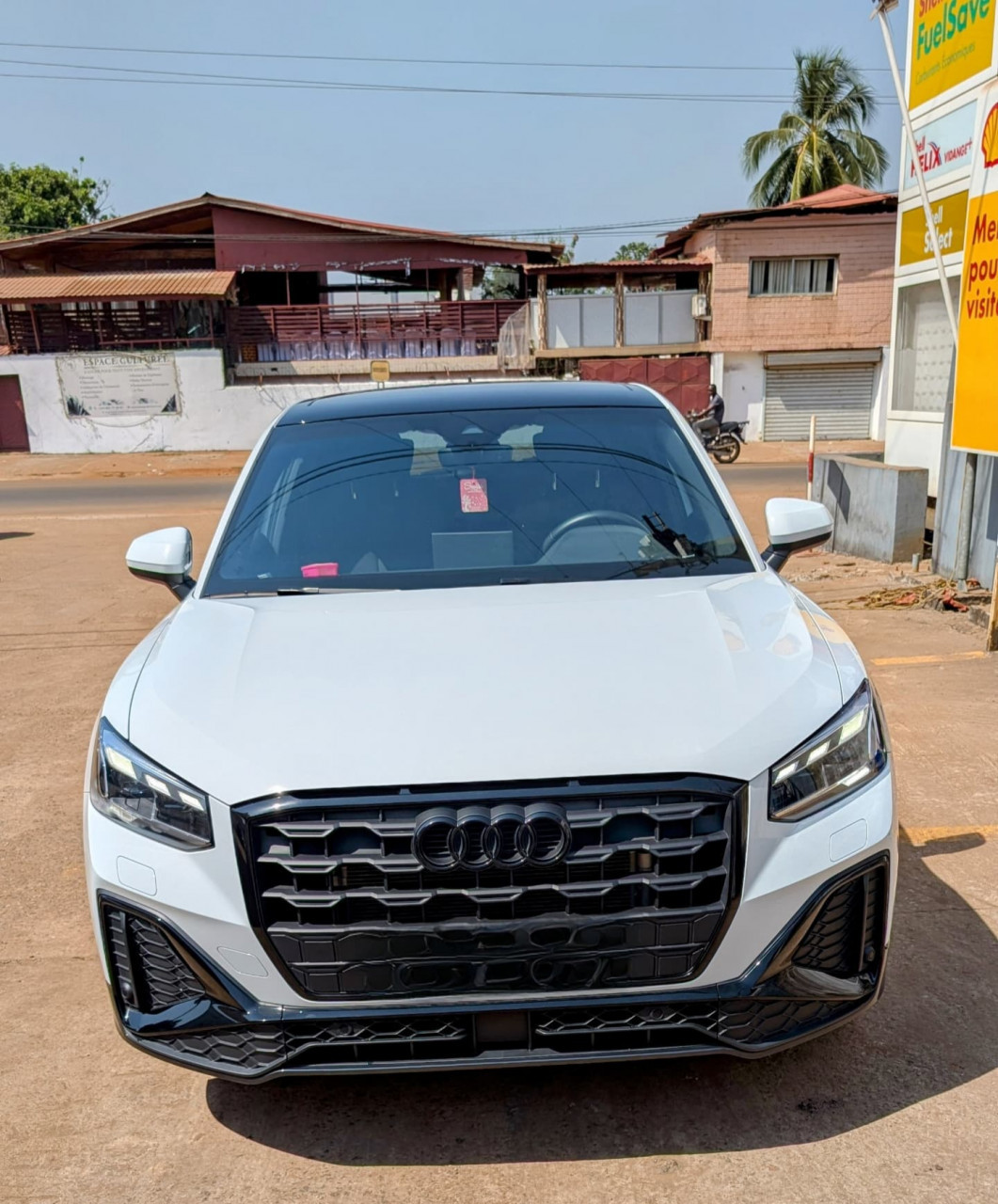 AUDI Q5 ANNÉE 2023, Voitures, Conakry