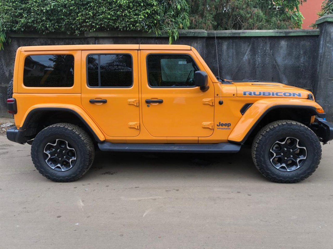 JEEP WRANGLER, Voitures, Conakry