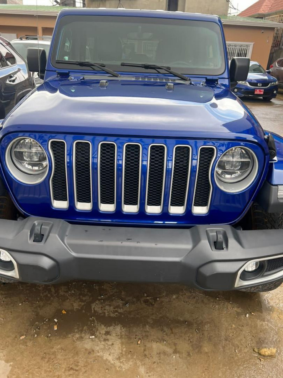 JEEP WRANGLER, Voitures, Conakry